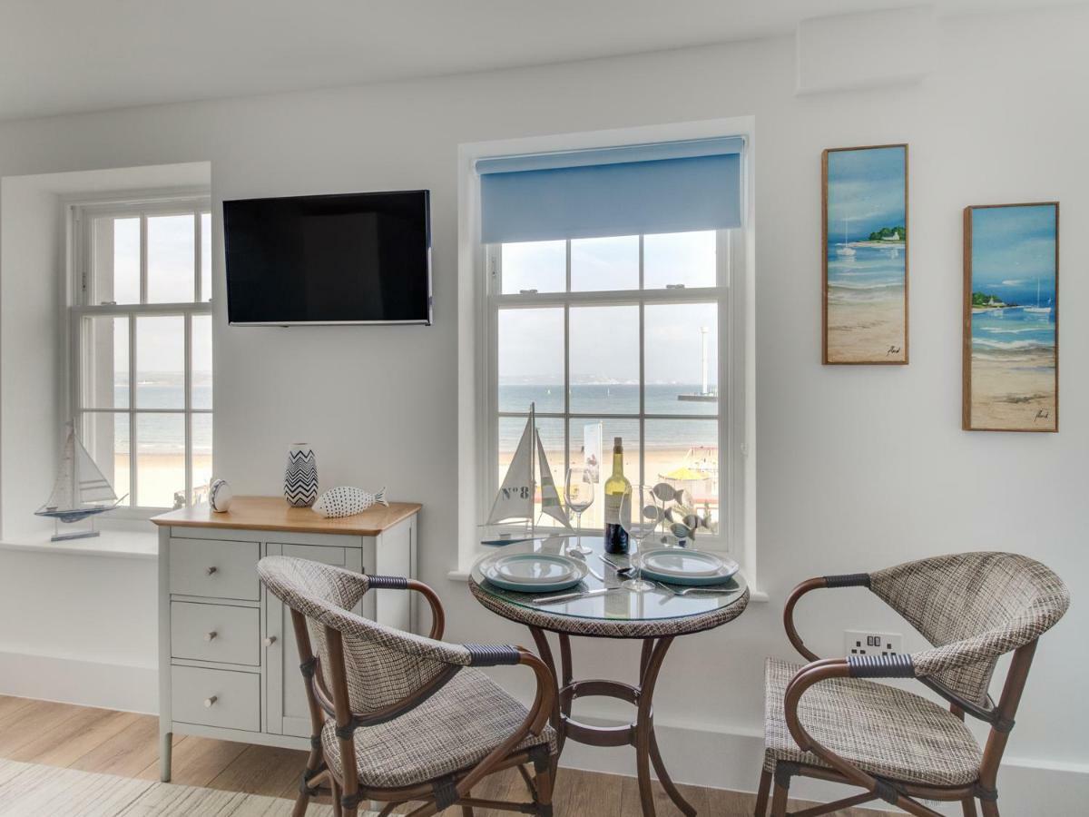 6 The Beaches Weymouth Exterior photo